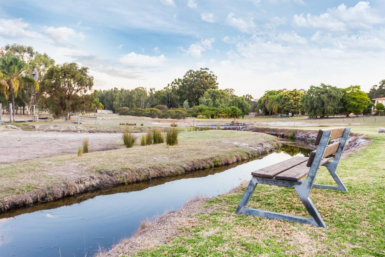 The Swan Valley Retreat Henley Brook Exteriör bild
